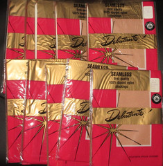 Vintage Nylon Stockings DEBUTANTE CINNA-GLO BEIGE 10.5 A-6 900 Never worn LOT