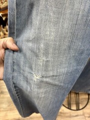 AUTH VINTAGE CAROLINA HERRERA CH DISTRESSED WOMENS JEANS SZ 36