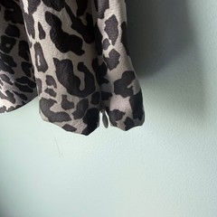 Vintage Talbots 100% Silk Leopard Print Cap Sleeve Faux Wrap Blouse Size 8