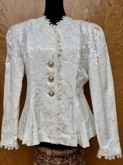 Vintage V.L.P Petites Union Made Skirt Suit White Floral Women’s Size: 10 EUC!