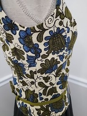 Vintage 1960s SUE BRETT Blue Green Floral Paisley Top.