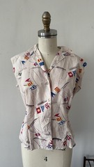 1940s 50s Sailboat Novelty Print Sailcloth Cotton Sportswear Blouse Fitted M/L