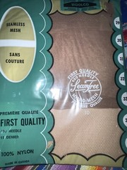 LOT (2) SEAM FREE GARTER NYLONS MICRO MESH RUN GUARD TOE SIZE-10/L 33″ VINTAGE