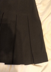 VINTAGE 1990S MOSCHINO CHEAP AND CHIC PLEATED WOOL MINI SKIRT BLACK ITAL 40 US 6
