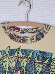 Vintage 90s All Over Print Tee Tshirt 23×25″ Bali Souvenir Indonesia Tribal Ooak