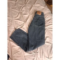 Vintage Levi’s 550 made in USA hard to find smaller size charcoal wash. Y2K