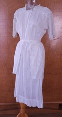 Antique EDWARDIAN Ladies’ Cotton & Lace Embroidered Lawn Dress