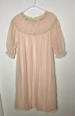 Vintage Vanity Fair 1950’s Rare Double Layer Nylon Chiffon Robe Pink/Coral *Read