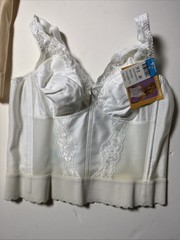 Vtg New NWT Carnival Style 773 Lace Longline Bra Color White Champagne B C D