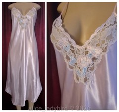 Vintage BEAUTY Liquid SATIN Full Dress SLIP Long GOWN Floral Lace ~L 38-40