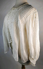 Edwardian White Cotton Lawn Blouse with Eyelet & Pintuck Lace c. 1900