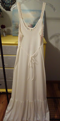 Vtg. Texsheen Nightgown Ivory Prairie Style Wide Ruffle Hem Nylon Sz M