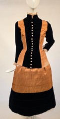 VICTORIAN 1870’S BUTTERSCOTCH SILK + BLACK VELVET WALKING SUIT BUSTLE DRESS