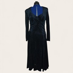 Vintage Black Velvet Long Sleeve Dress by Wallis Exclusive