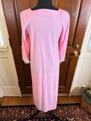 Vtg Aristocrat Sz Small Bubblegum Pink Dress Nightgown With Flowers 💐 Lace