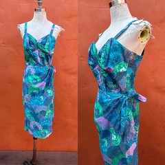Vintage 1950s Paradise Hawaii Sarong Dress pinup Aloha Tiki Wiggle Tropical