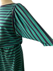 Women’s Vintage 70’s Raglan-sleeved Summer Dress | Size M
