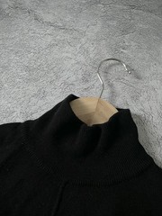 Thierry Mugler Turtleneck Women’s Vintage 1980’s Black Long Sleeve Size M Archiv