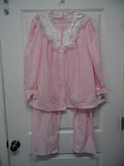 Vintage Sears Carriage Court 2-pc Women’s Pink Pajamas – Size 36 – NOS