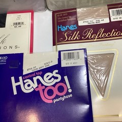 VTG LOT OF 7 PAIRS OF NOS STOCKINGS PANTYHOSE VARIOUS SIZES & COLORS HANES ETC.