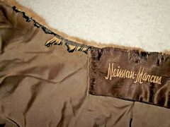 NEIMAN MARCUS MINK FUR STOLE WRAP SHAWL JACKET BROWN VINTAGE ORIGINAL LABEL