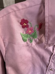 Vintage 70s Western Handmade Embroidered Flowers Pearl Snap Womens Petite Small