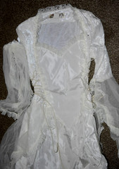 VTG, “ETERNAL LOVE – La Belle Amour,” L-SLEEVE WHITE, Size Ladies L, New w Tag