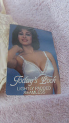 Vtg Beige Today’s Look Lightly Padded Bra – 36A – NOS – b