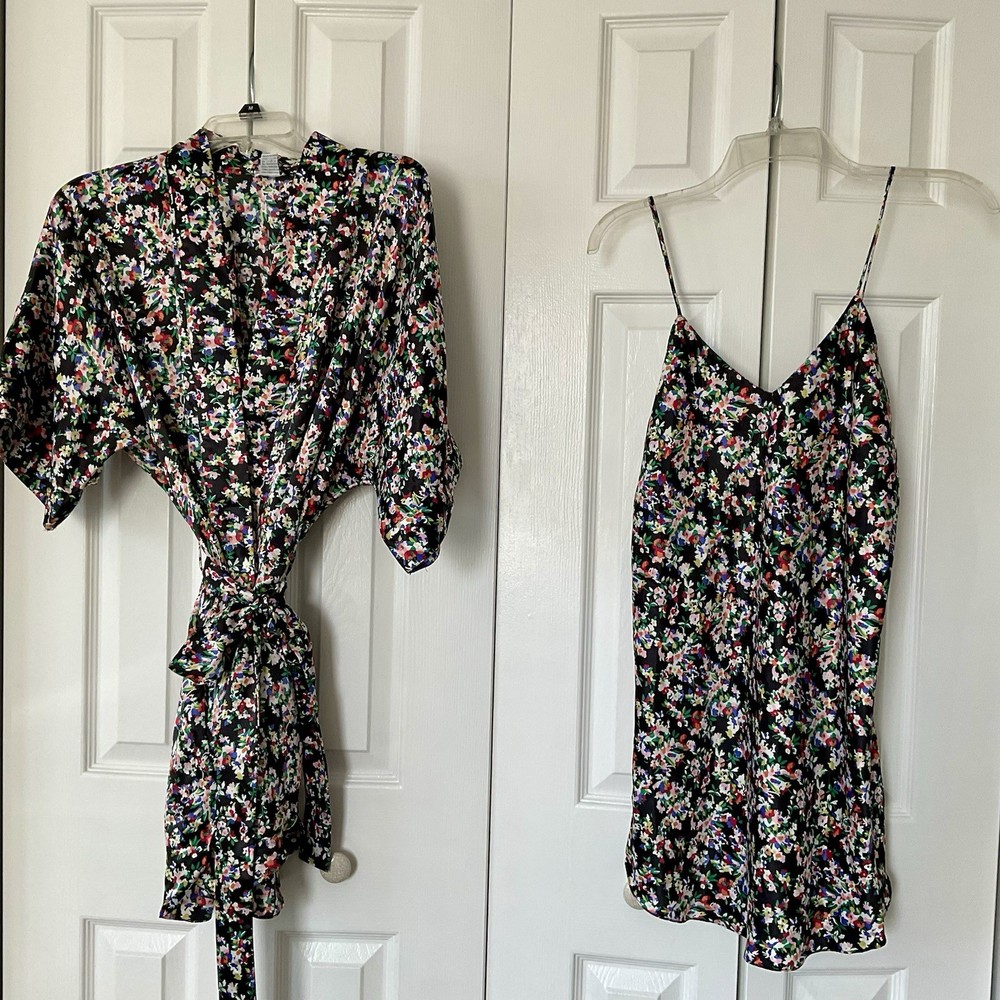 VTG Lingerie Short Nightie/Cami With Matching Gown Black Floral SM Laura Adam’s