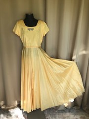Vintage 50’s CORD FASHION made in California yellow gown with rhinestones touch