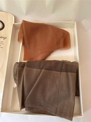 Vintage Beauty Mist 2 Pairs Nylon Seamless Stockings in Original Box