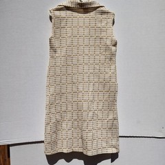 Vintage 1960s 1970s Mod Sleeveless Shift Dress Cream Tan Textured Geometric Knit