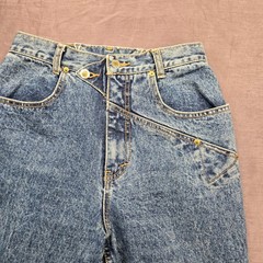 Vintage Lawman Western Jeans Acid Wash High Waist Asymmetrical Double Button 9