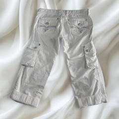 Rock Revival white embroidered graphic cargo capris y2k vintage grunge skater