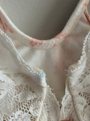 Vintage Victoria’s Secret Cotton Lace Bra 36C Floral Front Clasp *DISCOLORATION*