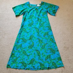 Vintage Haoloha Hawaiian Dress Blue Green Paisley White Trim MOD Tiki Aloha