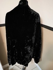 VTG Black Velvet Cape Button Front Victorian Opera Goth Steampunk 34” Long READ