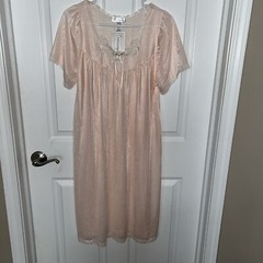 Sears Small NEW Fundamentals Thin Nylon Light Peach Flower/Lace, Nightgown, NWT