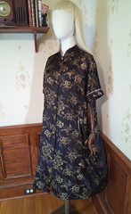 Vintage 1970s/1980s Black Gold Brocade Satiny Chinoiserie Caftan Dress, 2X-3X