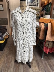 VTG Mod Pauline Trigere Lord & Taylor Black & White Silk Lined Swing Coat 10