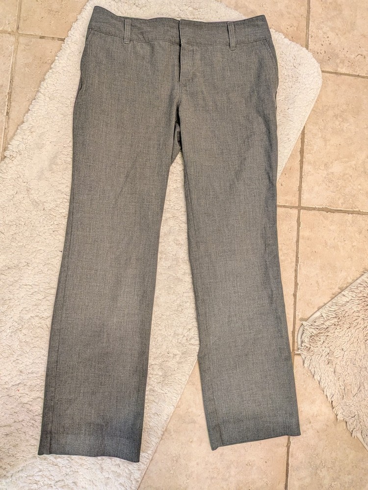 Vintage 2006, low rise gray slacks, Women 8. 32 in Waist. 9 in Rise. 30 inseam.