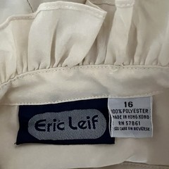 80’s Vintage Cream Pleated Ruffle Tuxedo Side Button Ruffle Neck Blouse Top 16