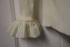 Vintage 1960s Neusteters Dalton womens long sleeve ruffled neck ivory top size 8