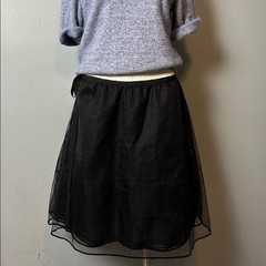 Max Studio Black A-Line nine layer mesh puffy skirt size large with side tie VTG