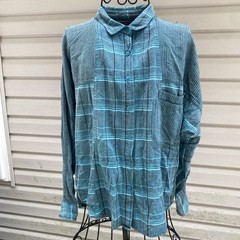 Vintage 90’s Distressed Women’s M Button Up Fixation ARI
