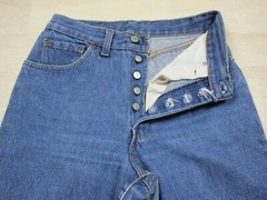 Vintage 1970’s LEVI’S 26501 501 25.5 X 31.5 DENIM JEANS USA Woman’s Button Fly