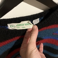 Vintage Women’s Woolen Color Block Pullover Sweater. Good Vintage Condition. Sm.