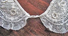 Vtg Lady’s Dress Collar Ruffled French & Handmade Irish Lace 3-D Flower-Petals