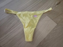 No Boundaries Vintage Crochet Yellow Heart String Bikini Panties Thong Size 5