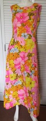 Tori Richard Honolulu for the Holiday Shop Vintage Floral Maxi Dress 1970s SZ 12